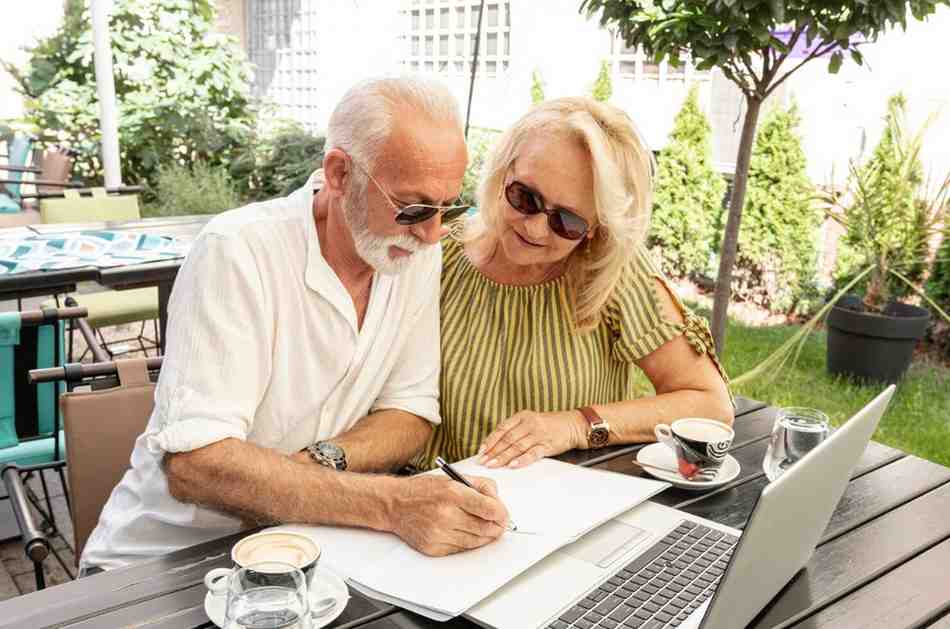 How to Choose the Right Retirement Plan for Your Golden Years?