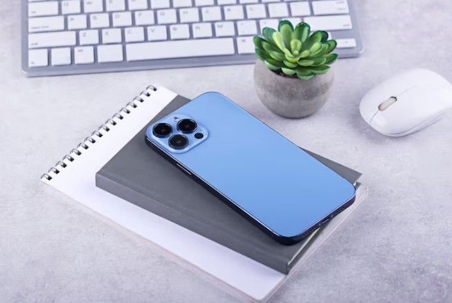 CDiPhone